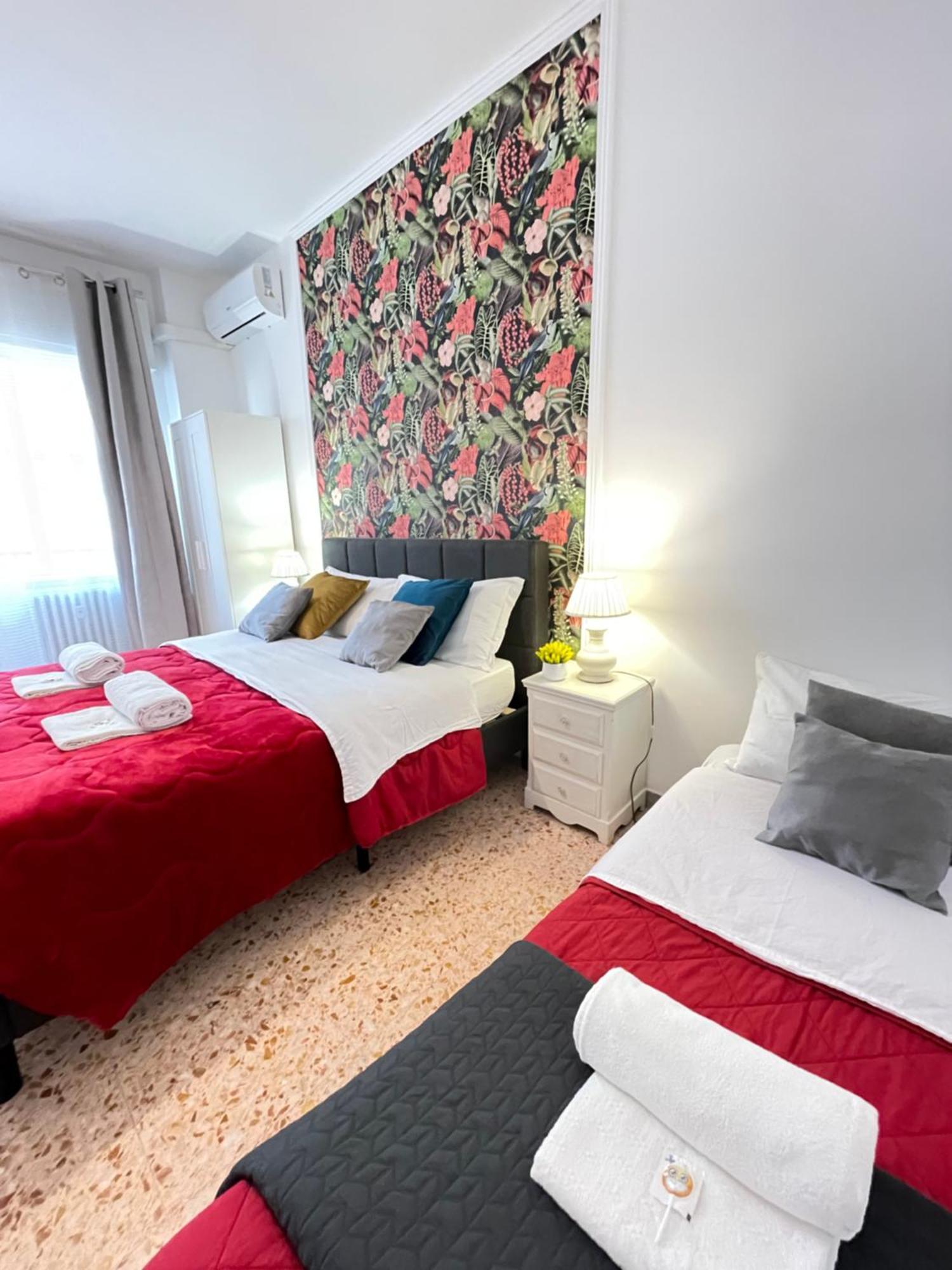 Forty1 Apartment Near Metro Cipro Roma Exterior foto